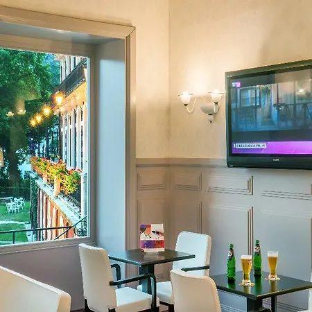 Chapelle Et Parc Lourdes