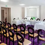 Chapelle Et Parc Hotel Lourdes