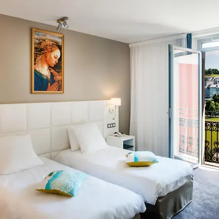 Chapelle Et Parc Hotel 4*