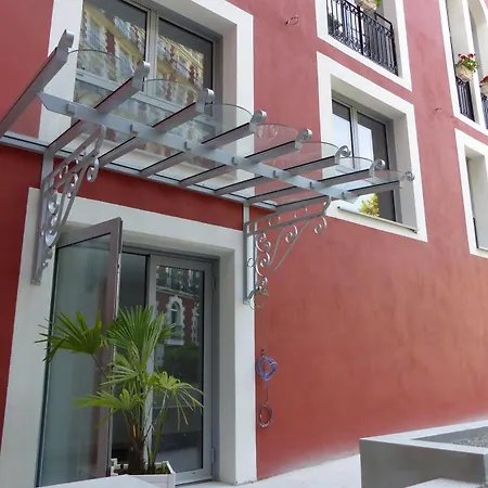 Chapelle Et Parc 4* Lurdy