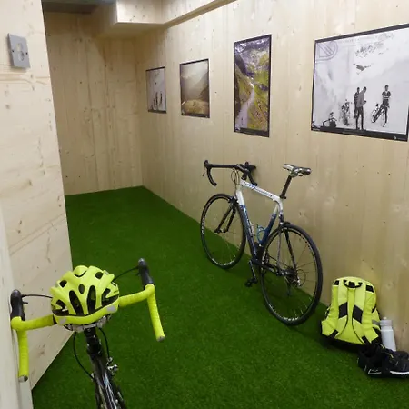 Hotel Chapelle Et Parc 4*