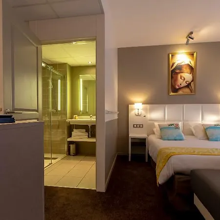 Chapelle Et Parc Hotel