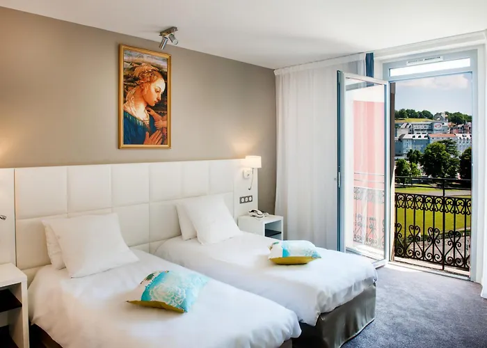 Chapelle Et Parc 酒店 4*