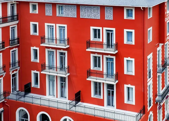 Chapelle Et Parc 卢德