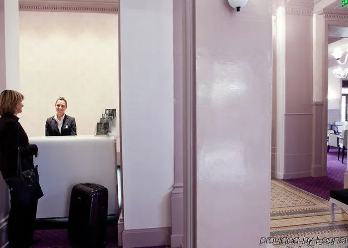 Chapelle Et Parc 酒店 4*