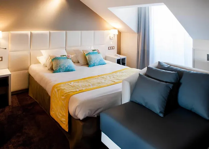 Chapelle Et Parc Hotel