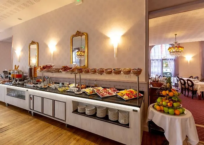 Chapelle Et Parc 酒店 4*