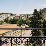 Chapelle Et Parc ホテル 4*