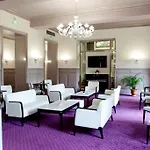 Chapelle Et Parc Hotel Lourdes